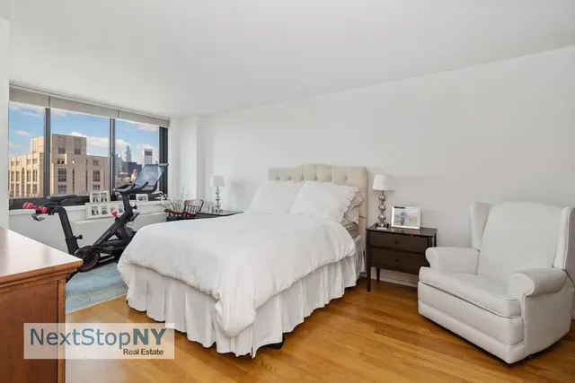 515 East 72nd Street