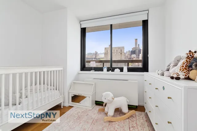 515 East 72nd Street