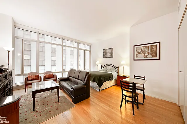 18 West 48th Street