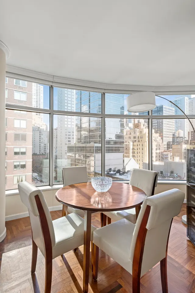 250 East 54th Street