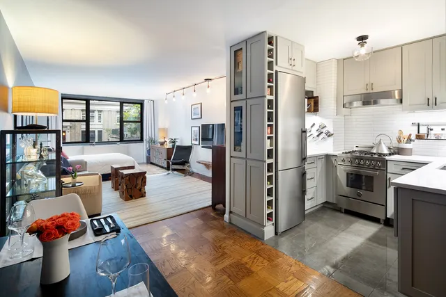 130 East 18th Street