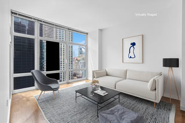 1600 Broadway