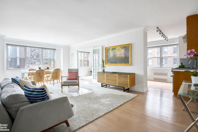 400 East 54th Street
