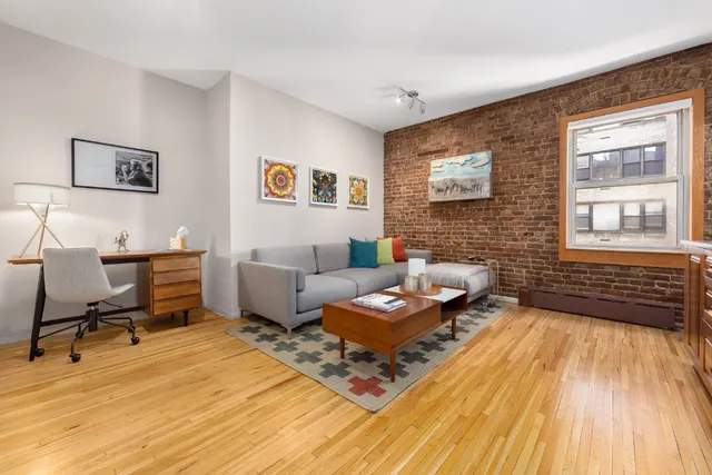 207 East 21st Street