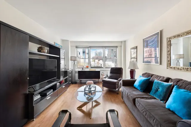 166 East 35th Street