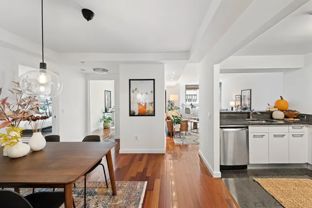 121 East 23rd Street