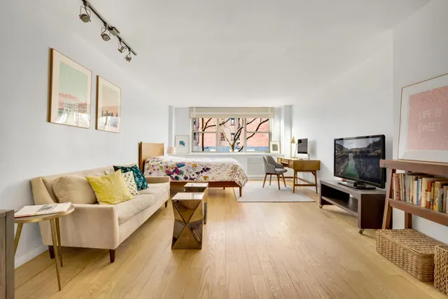 32 Gramercy Park South