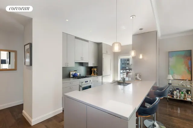 250 East 54th Street