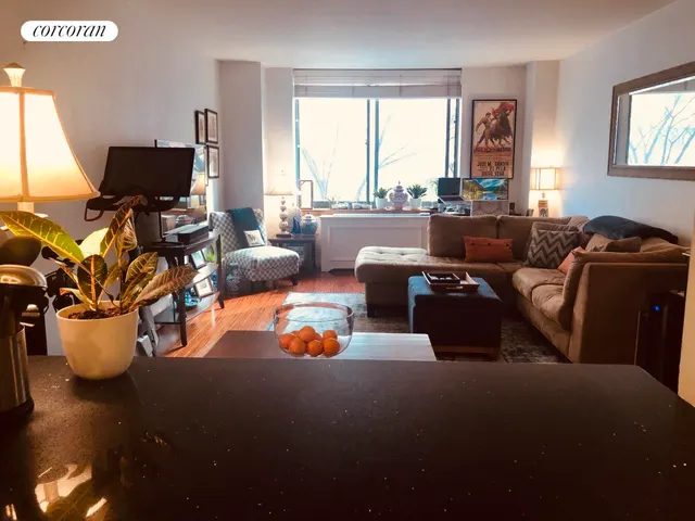 21 South End Avenue