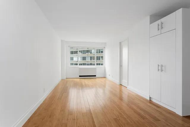 400 East 54th Street