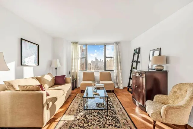 444 East 86th Street