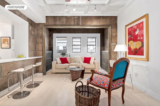4 Lexington Avenue