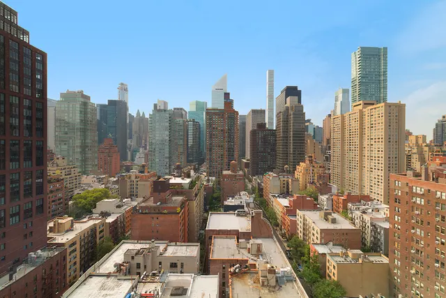 400 East 54th Street