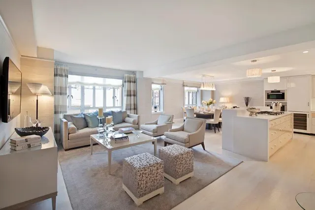 21 East 61st Street