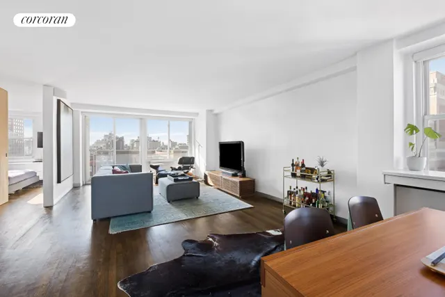 142 East 16th Street