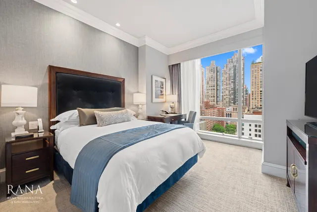 1 Central Park West