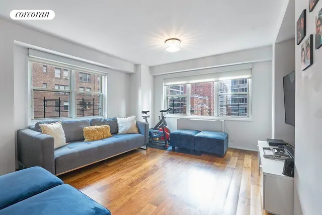 400 East 54th Street