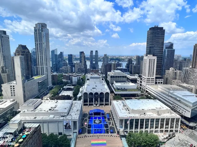 20 West 64th Street