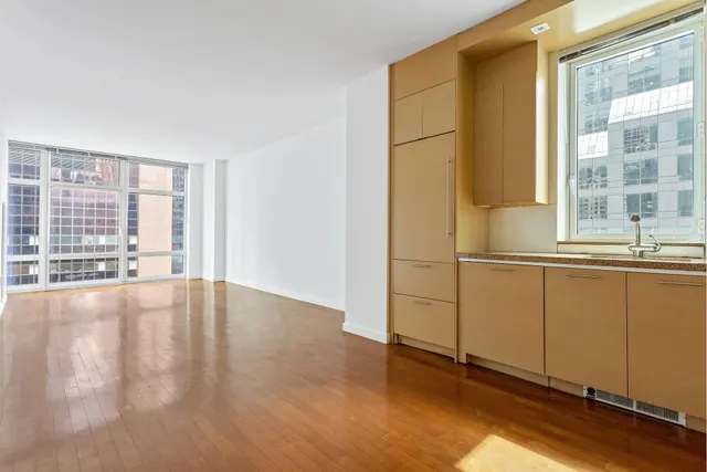 1600 Broadway
