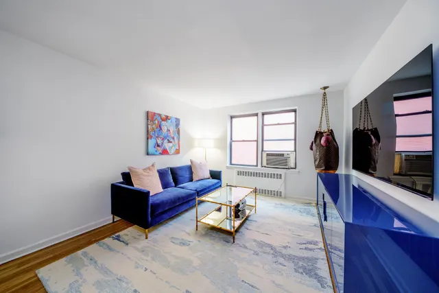 54 East 8 Street