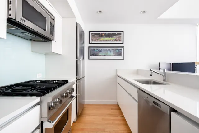 14 West 14th Street