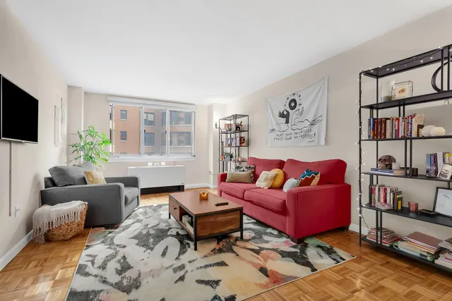 308 East 38th Street