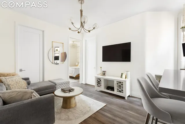 139 East 30th Street