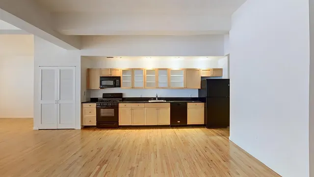80 Nassau Street