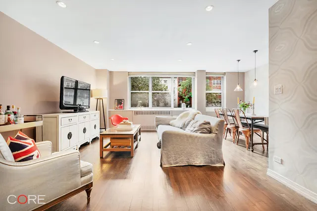 32 Gramercy Park South