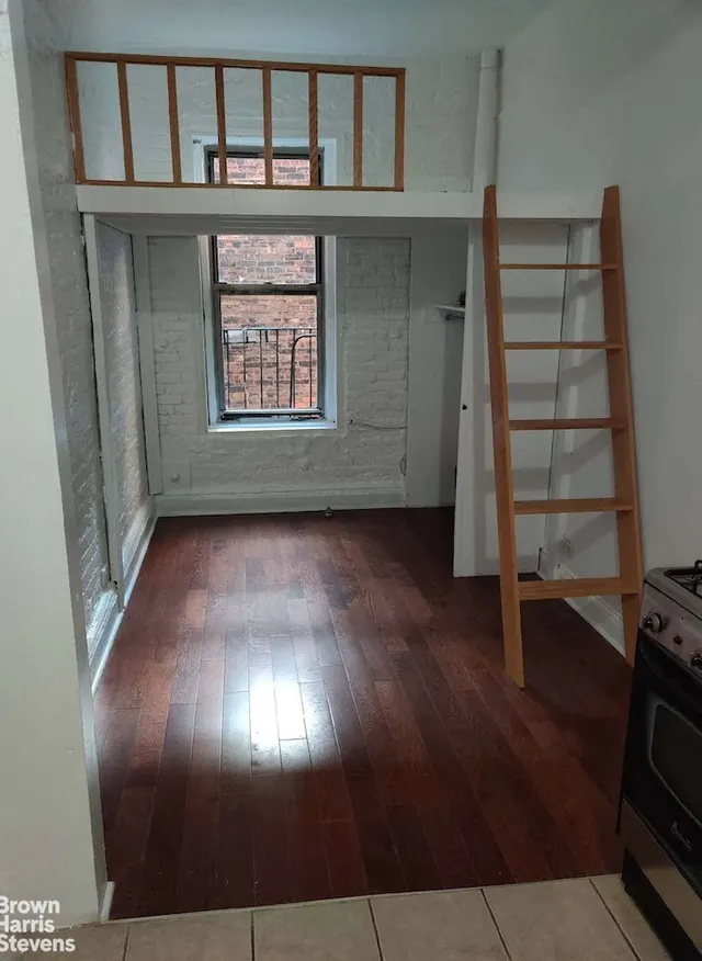 231 Thompson Street