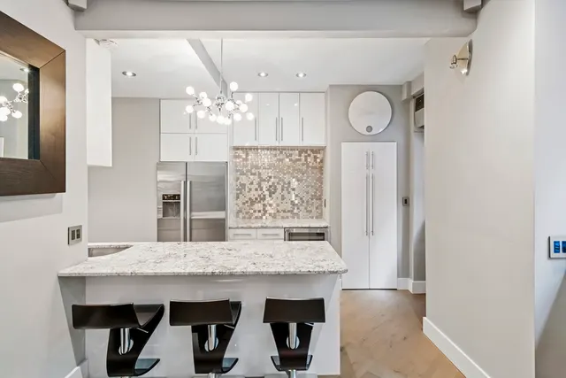 4 Lexington Avenue