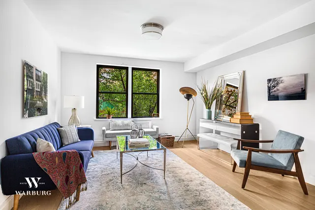 54 East 8 Street