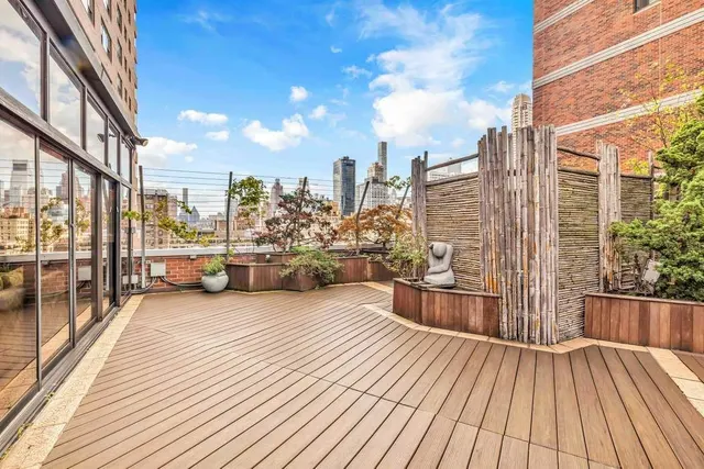 360 East 72nd Street