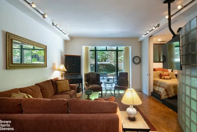 24 West 55th Street