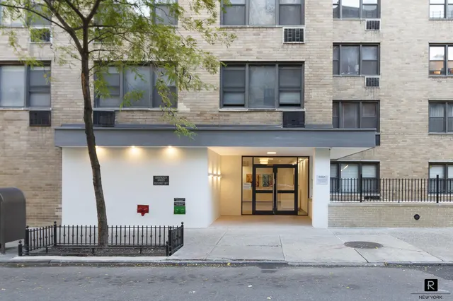 150 East 18th Street