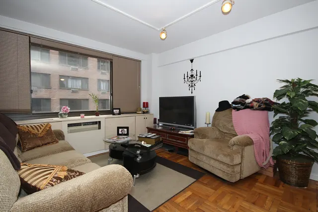 425 East 63rd Street