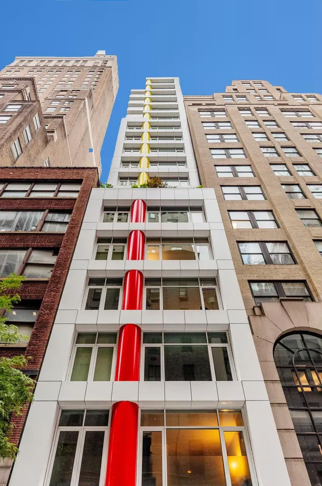 5 East 44th Street