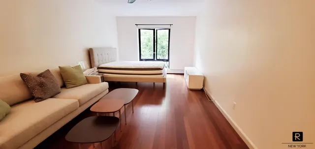 225 East 58th Street