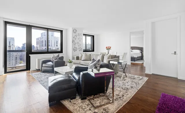 515 East 72nd Street