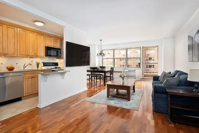 300 East 71st Street