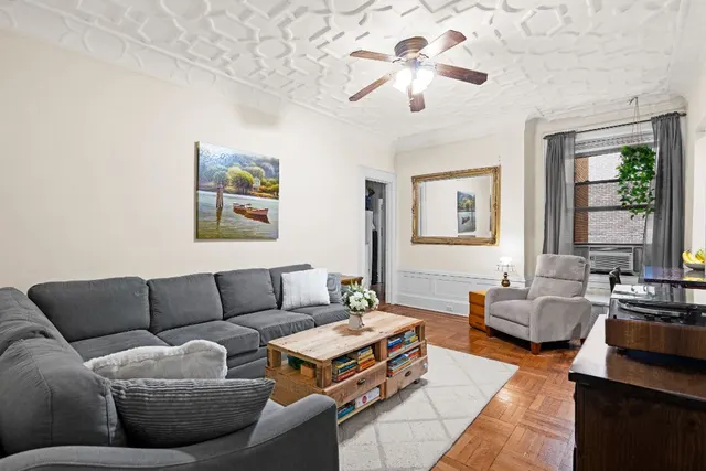 200 West 54th Street