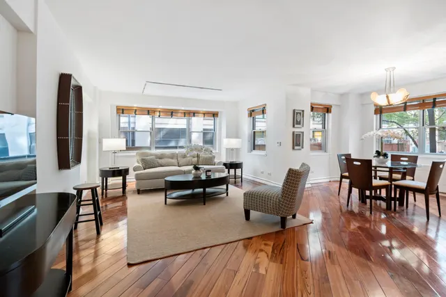 70 E 10th Street