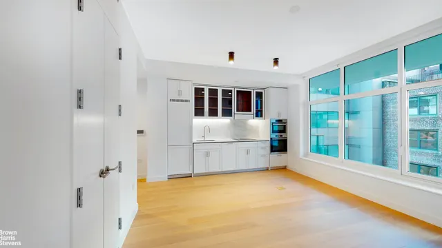 115 East 55th Street