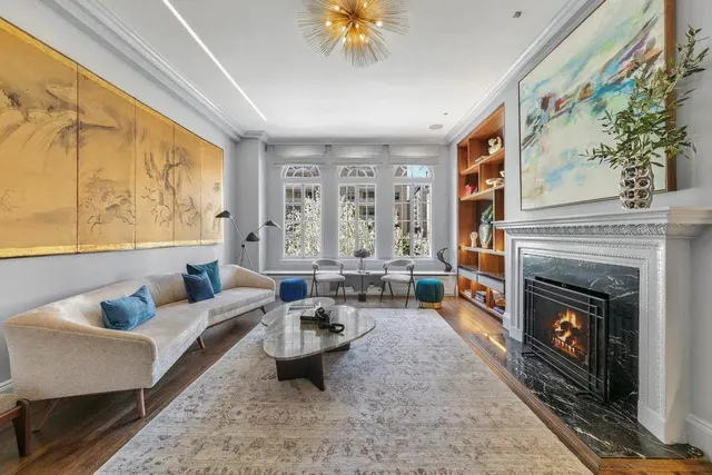 45 East 9th Street