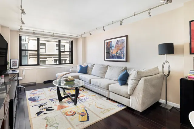 130 East 18th Street