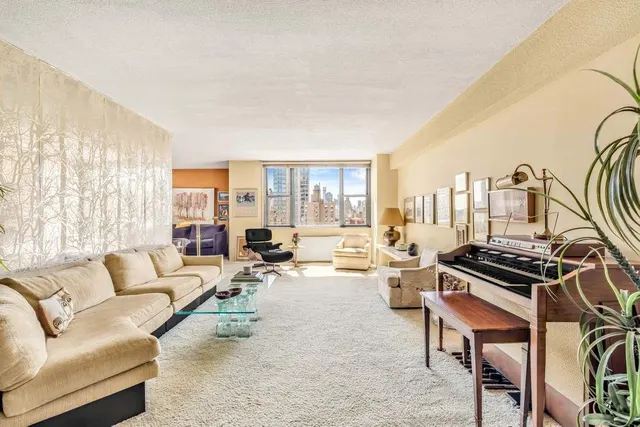 444 East 86th Street