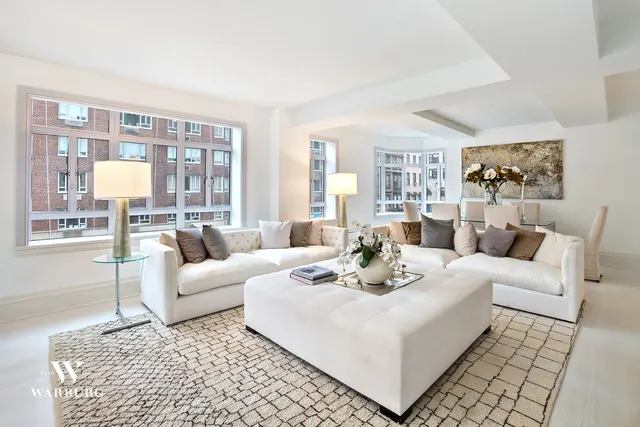 21 East 61st Street
