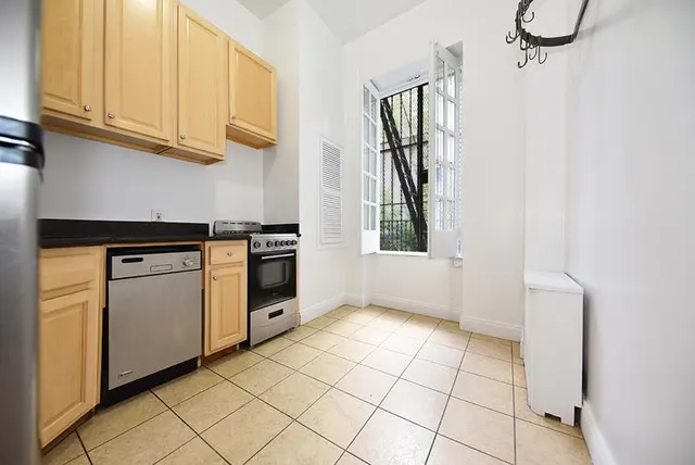 403 West 21st Street