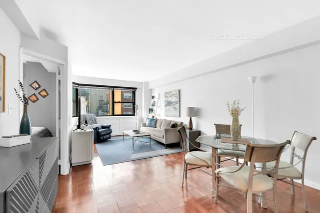 305 East 72nd Street