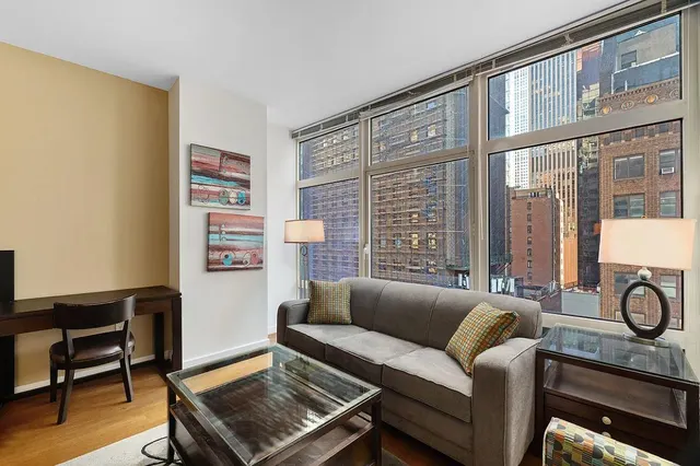 1600 Broadway